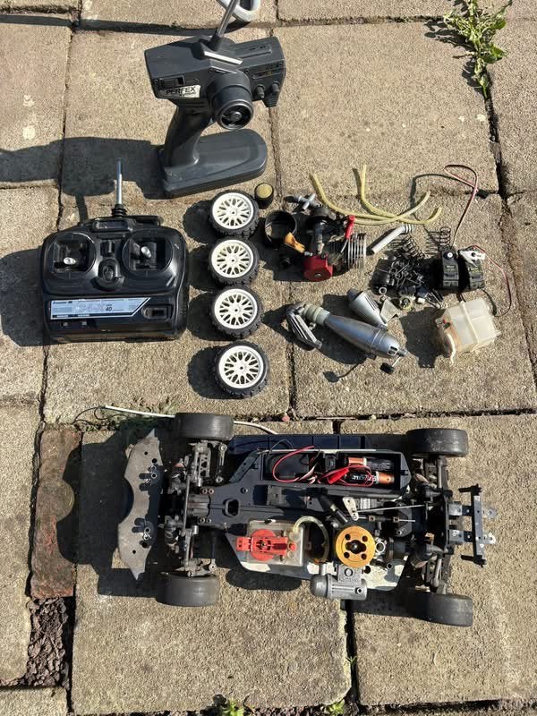 Kyosho Fazer 1/10 RC Nitro auto met onderdelen en zenders., Ophalen, Schaal 1:10, Nitro