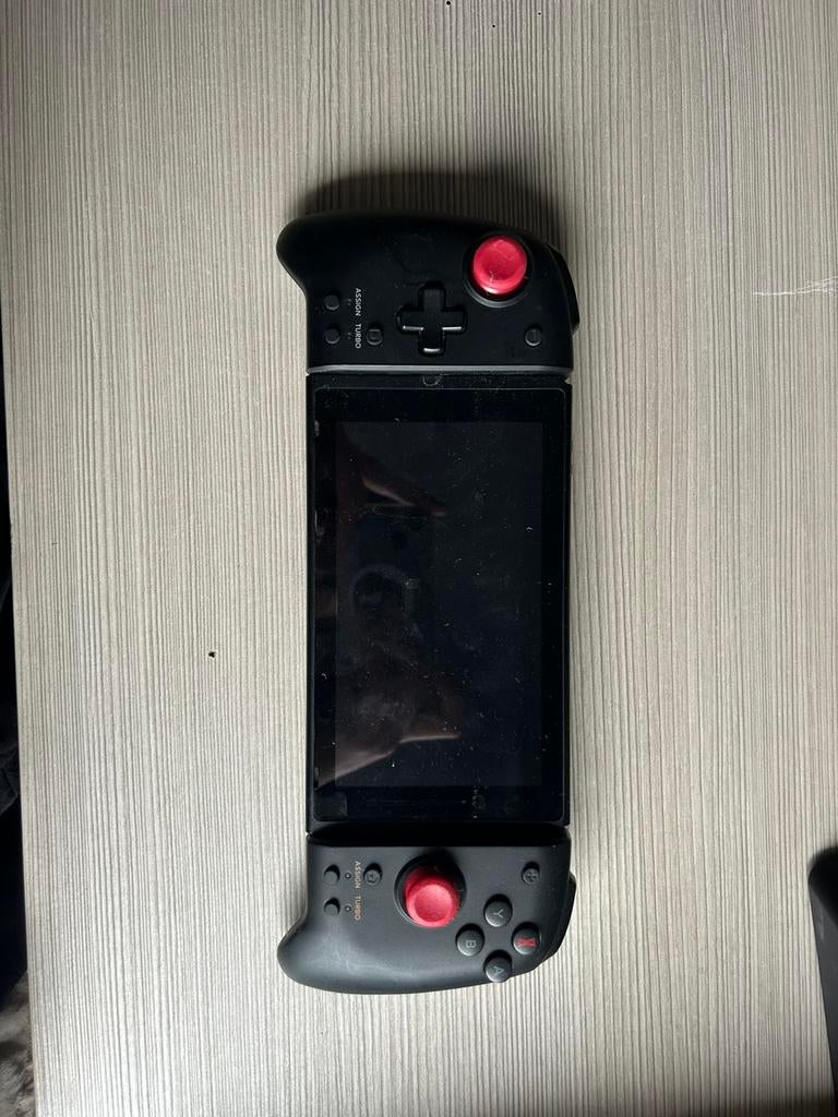 Nintendo Switch + 2 manettes, Online, Enlèvement ou Envoi, Autres genres, Utilisé