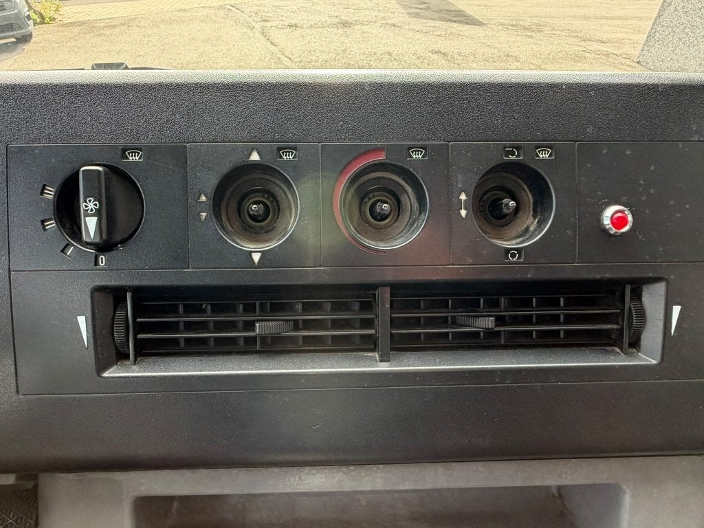 Mercedes Vario 0813 (Stock ID 47527) — 19