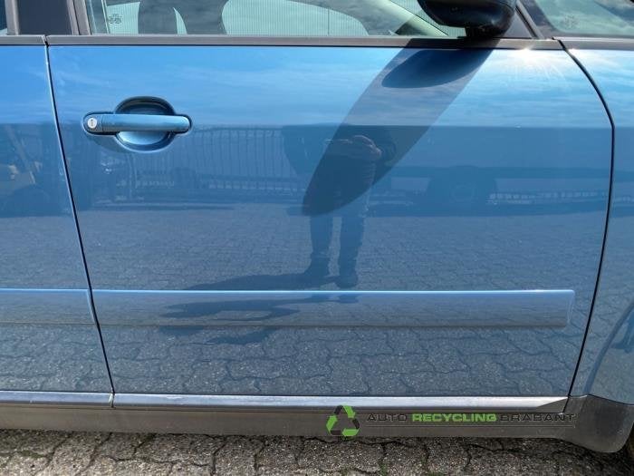 Portière 4portes avant droite d'un Audi A2 (LZ5R), -, 3 mois de garantie, Audi, Utilisé