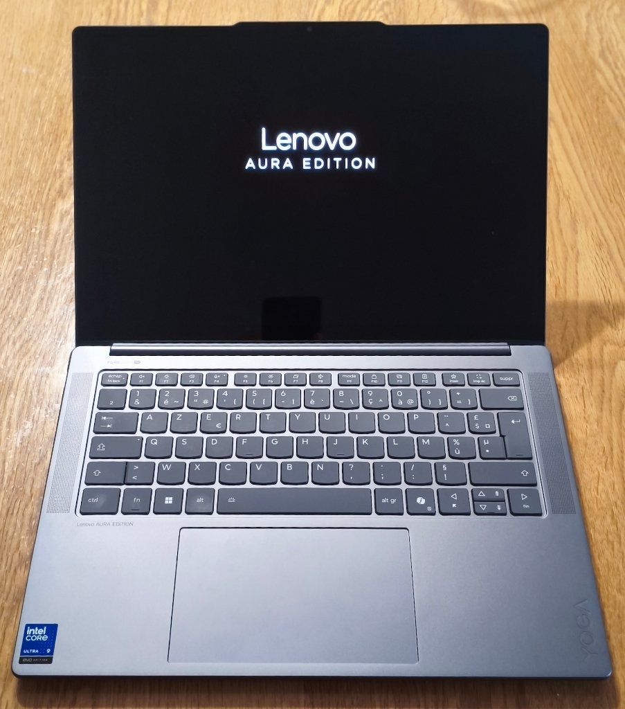 Lenovo Yoga Pro 7 Intel Ultra 9 285H 14,5" tactile 32 GO 1TO, Informatique & Logiciels, Intel Core Ultra 9, 32 GB, 14 pouces, Avec écran tactile