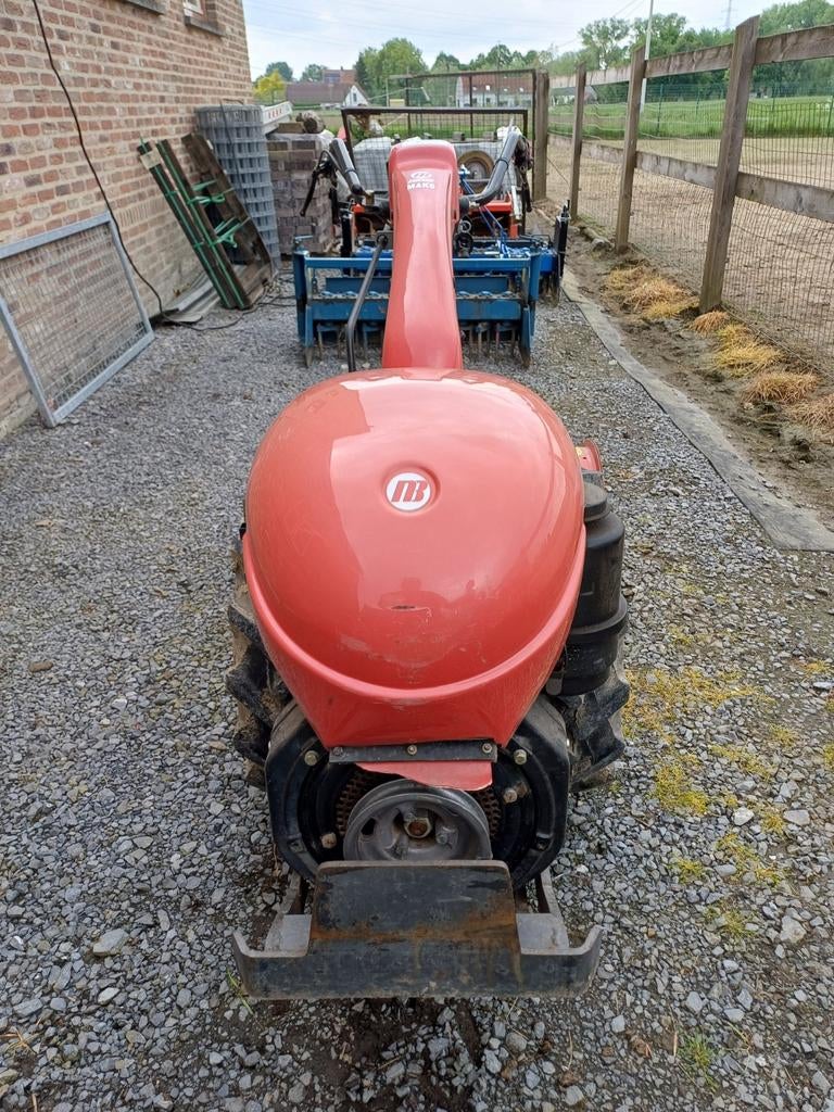 Motoculteur mak 8 met frees en rotoreg, Articles professionnels, Agriculture | Outils, Enlèvement
