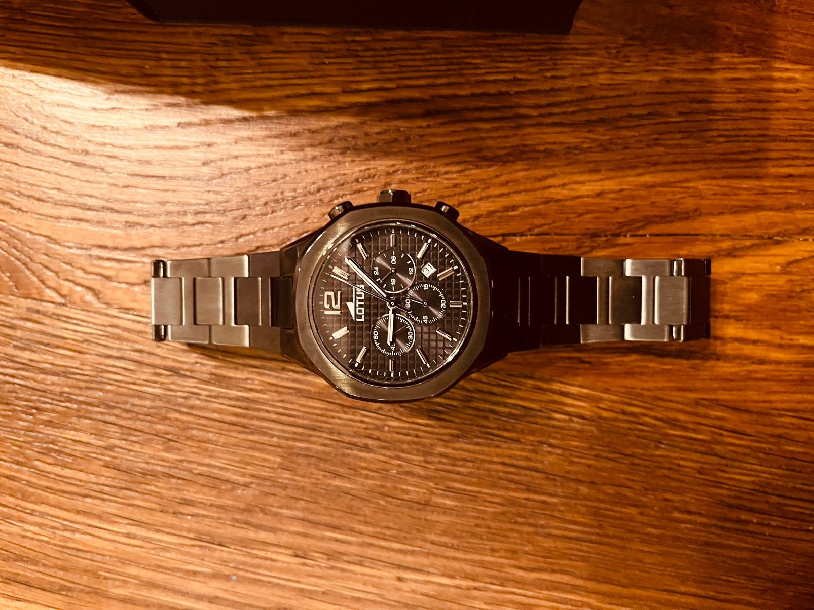 Lotus Freedom Chronographe 18849/1, Bijoux, Sacs & Beauté, Enlèvement, Comme neuf