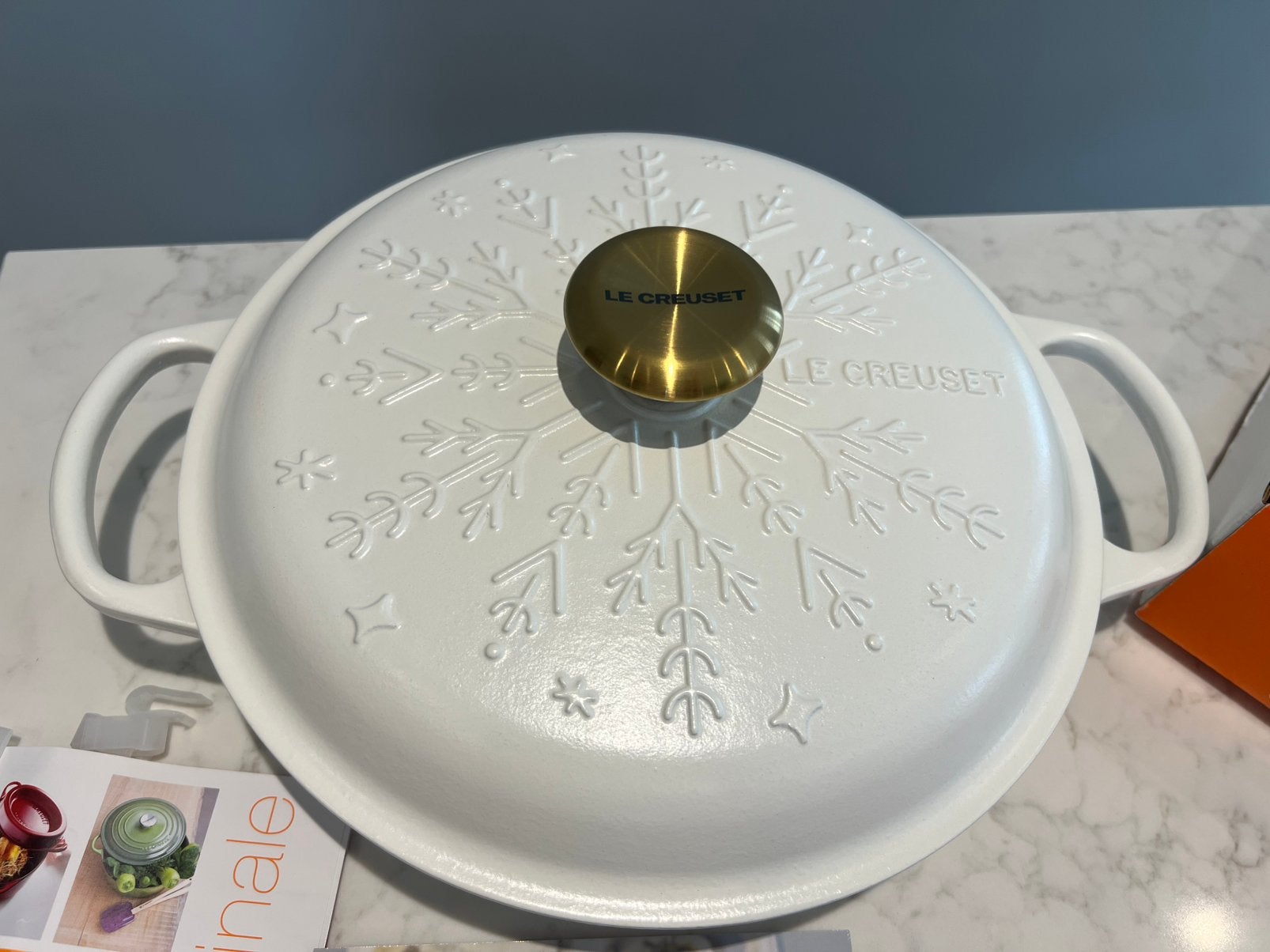 Nieuwe Kerst Le Creuset Campagnard 26 cm Cotton, Huis en Inrichting, Geschikt voor inductie, Nieuw, Le Creuset, Ophalen of Verzenden