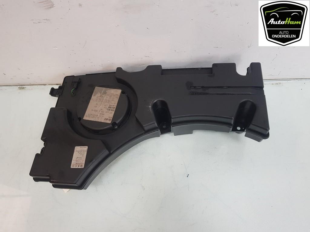 SUBWOOFER Audi SQ7 (4MB / 4MG) (|4M0035621|), Utilisé, Audi