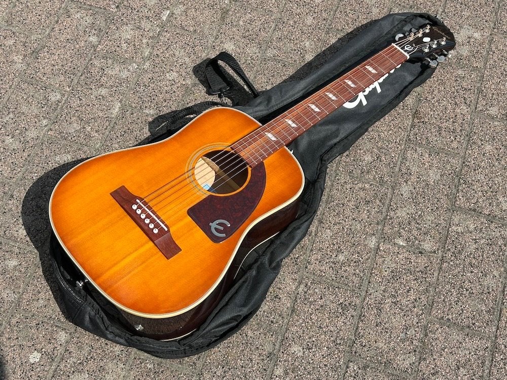 Epiphone FT-19 Lil’Tex Faded Cherry + Gigbag, Ophalen of Verzenden, Zo goed als nieuw, Western- of Steelstringgitaar, Met (piezo-)element