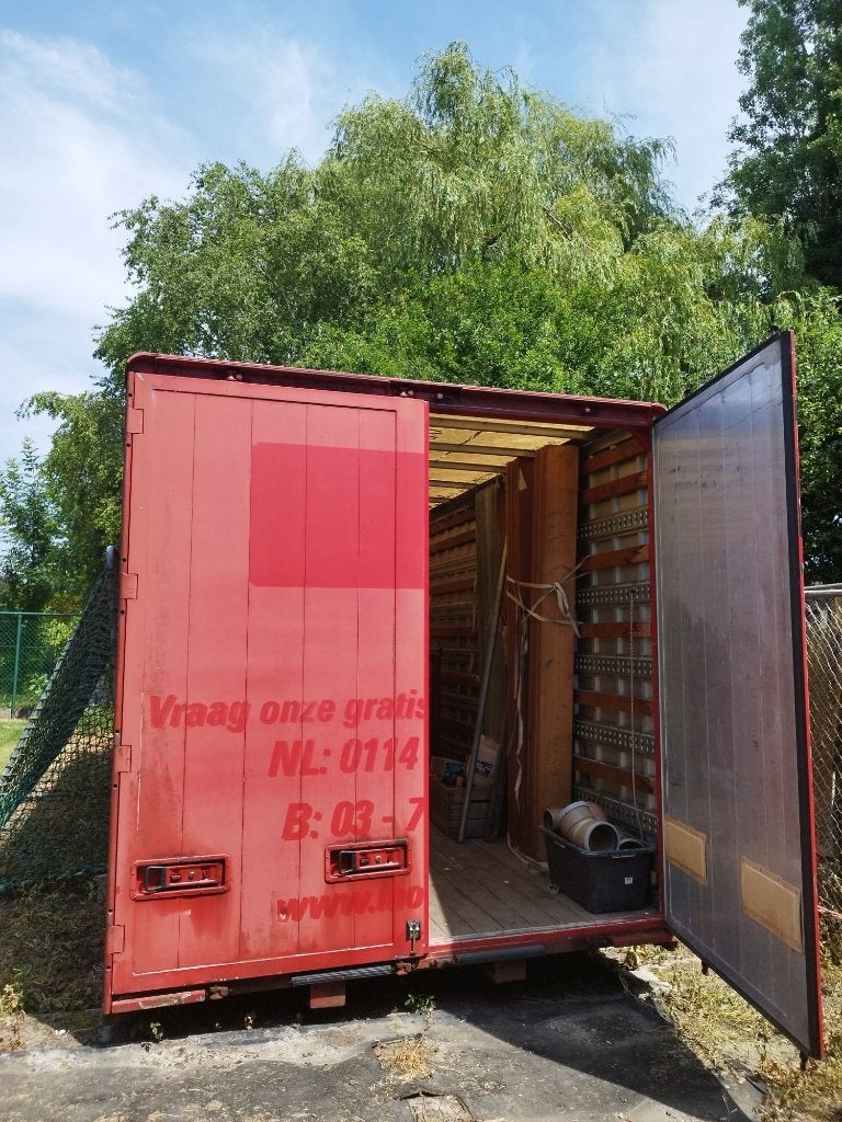 Container, Enlèvement