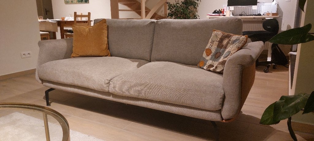 GRATIS enkel vandaag af te halen - stijlvolle retro 2-zit, Huis en Inrichting, Zetels | Zetels, Ophalen, Hout, Gebruikt, 150 tot 200 cm