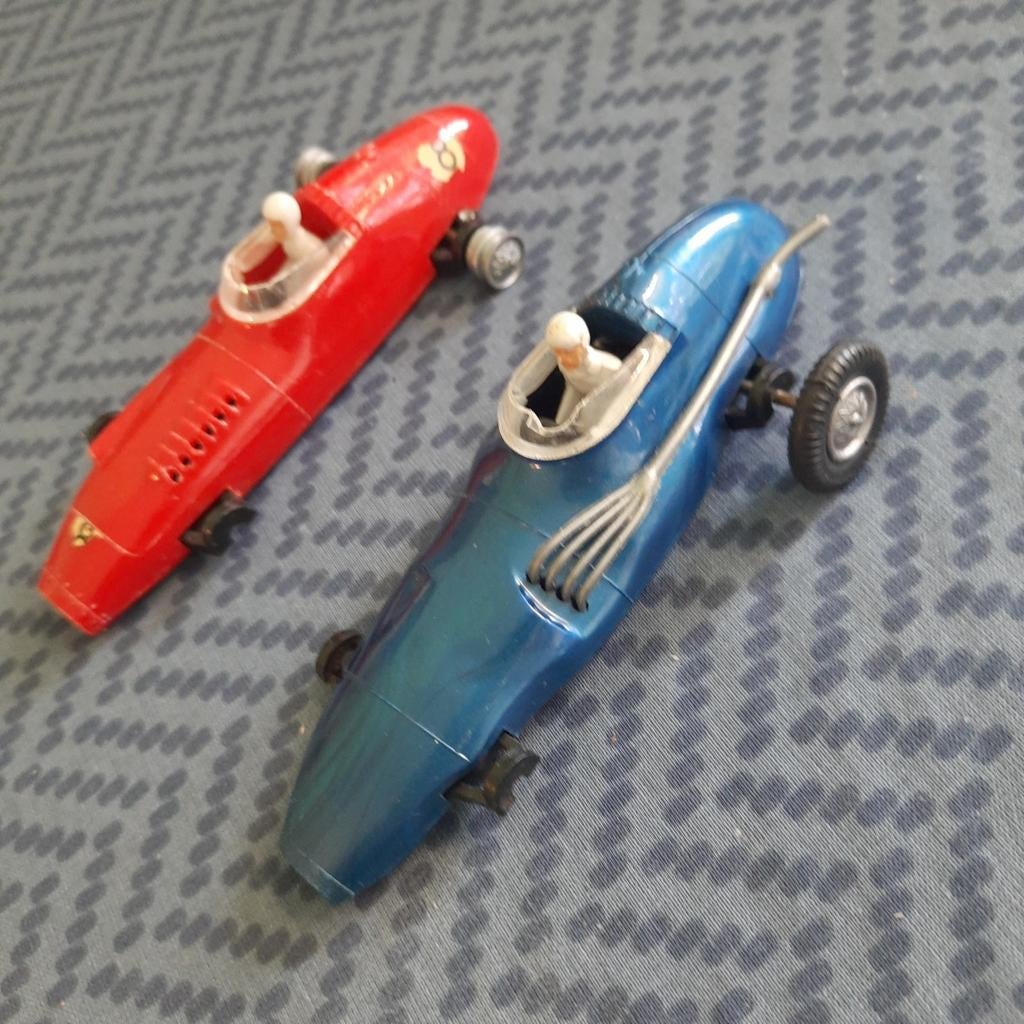 VINTAGE: 4 PLASTIC RENWAGENS* o.a. POLITOYS 1/41*OPKNAPPERS*, Hobby en Vrije tijd, Modelauto's | 1:43, Ophalen, Zo goed als nieuw