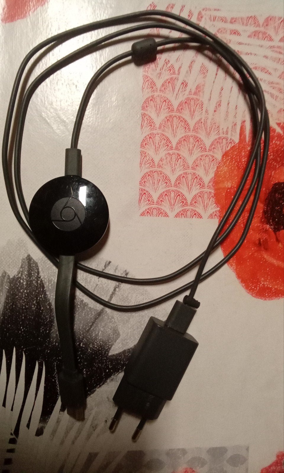 Chromecast met kabels en voeding, Ophalen