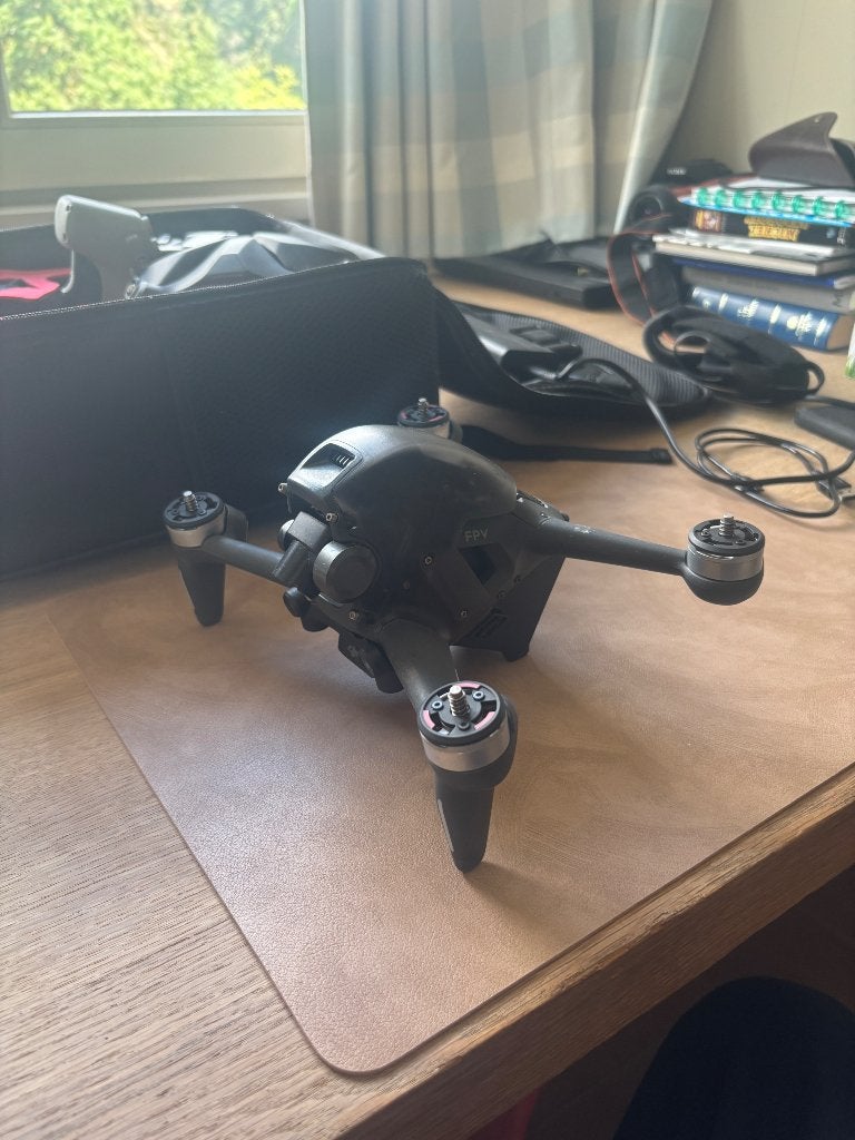 DJI fpv with motion controller ( no goggles), Cameradrone, 5 tot 10 kilometer, Zo goed als nieuw, DJI