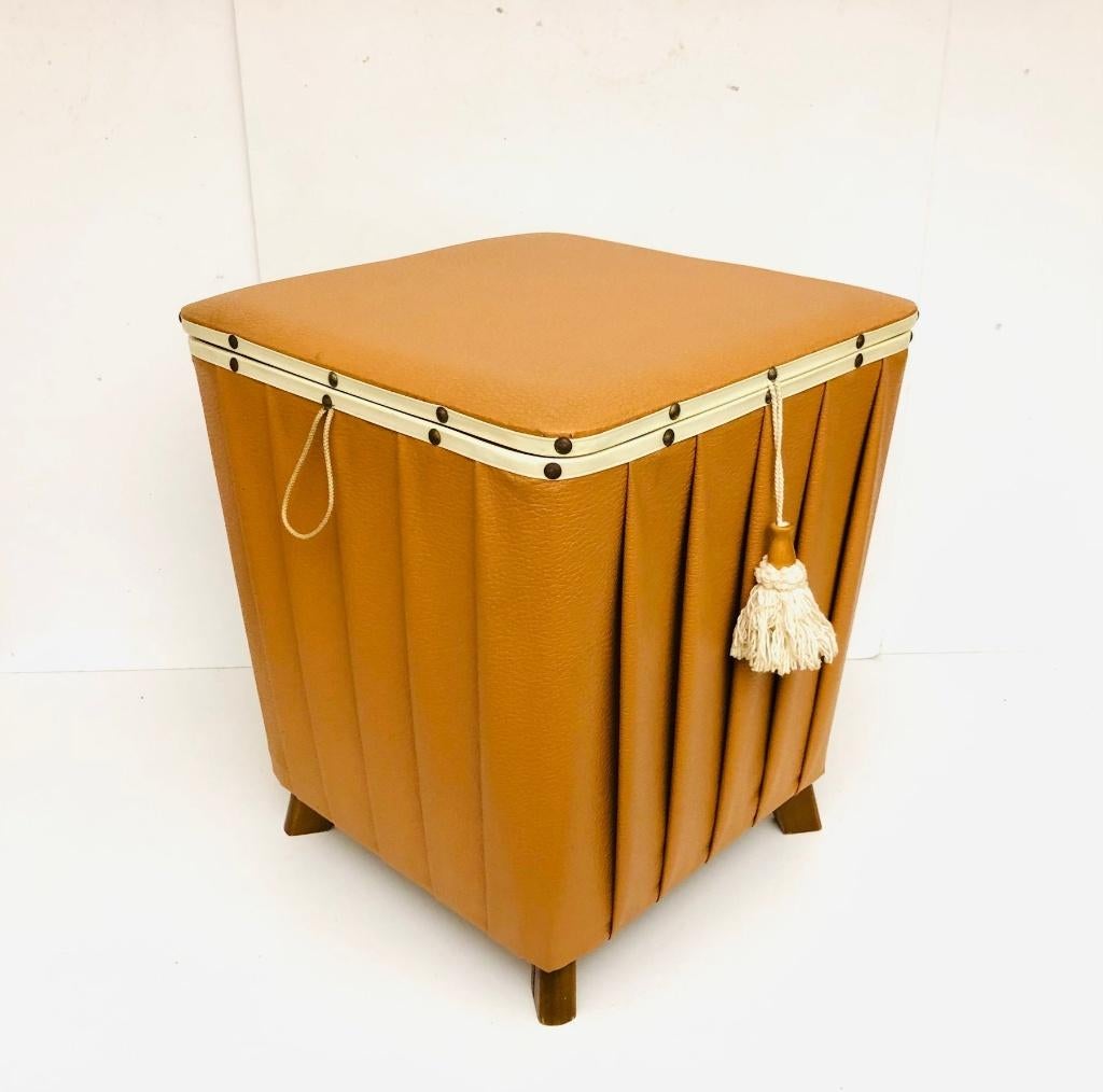 Vintage poef, Minder dan 50 cm, Gebruikt, Vierkant, Minder dan 50 cm