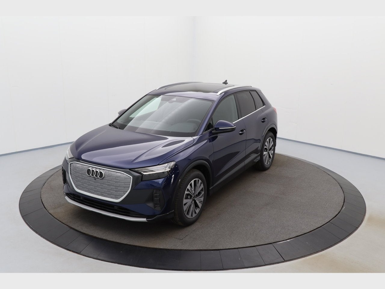 Audi Q4 e-tron 45 ADVANCED 82 KWH 286 PK, Automaat, Blauw, Q4 e-tron, Te koop