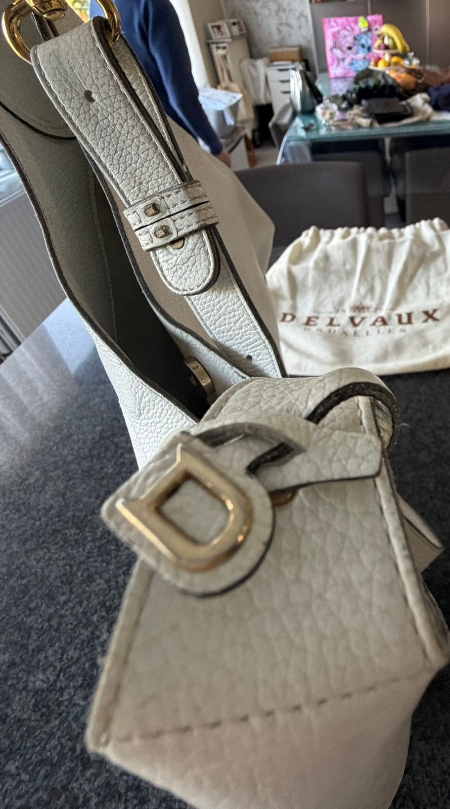 Sac Delvaux modèle Satan, Enlèvement, Comme neuf, Blanc