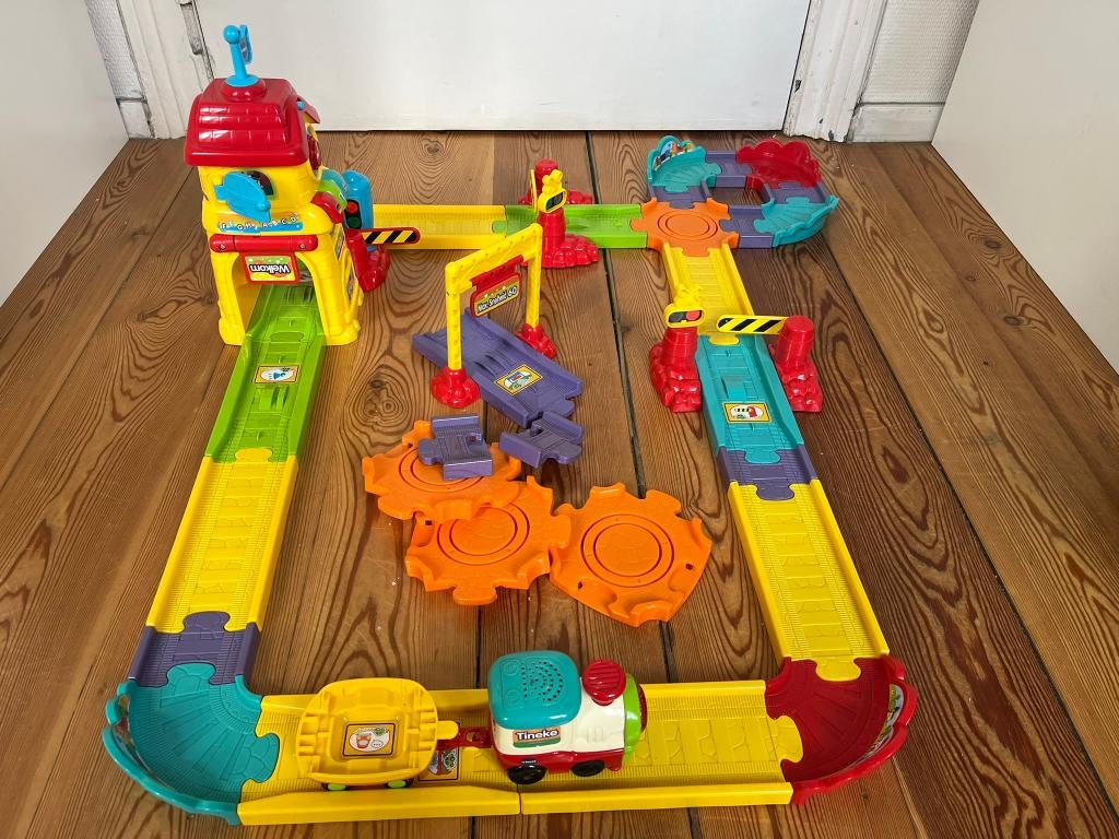 Vtech Tineke trein, wagon, station en sporen, Kinderen en Baby's, Ophalen, Gebruikt, 6 maanden tot 2 jaar