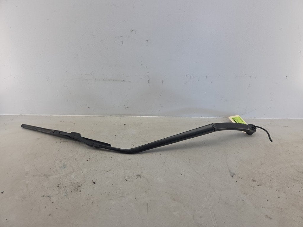 RUITENWISSERARM VOOR Nissan Ariya (FE0) (|288865MR0B|), Gebruikt, Germany@nissan-services.eu, Kronenweg 38
50389  Wesseling, DE