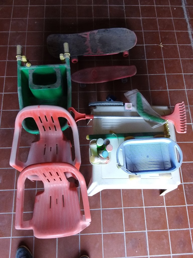 Kinder tuinstoelen en tuintafel e.d. GRATIS, Tuin en Terras, Ophalen, Gebruikt