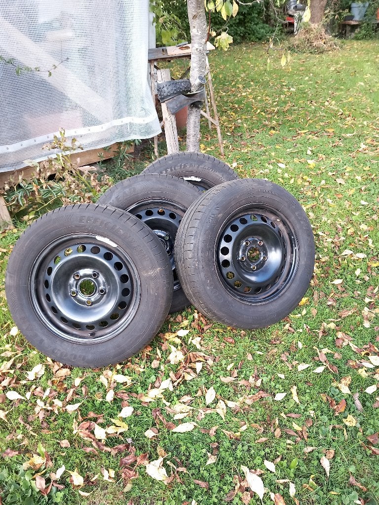 Jantes VW + pneus Goodyear, 15 pouces, Véhicule de tourisme, Pneus été, Enlèvement