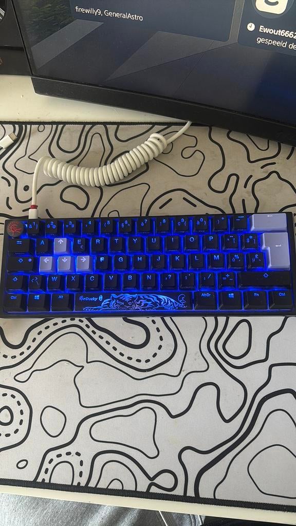 Ducky one pro mini limited edition, Informatique & Logiciels, Claviers, Enlèvement, Comme neuf