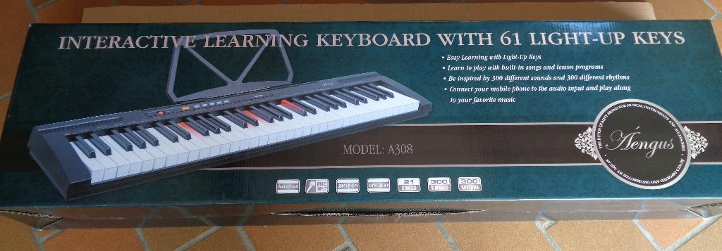 Keyboard, Muziek en Instrumenten, Keyboards, Zo goed als nieuw, 61 toetsen, Ophalen