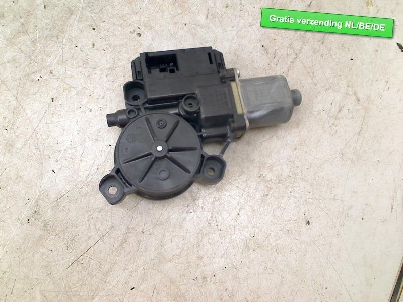 MOTEUR LEVE VITRE ELECTRIQUE ARRIÈRE GAUCHE Polo V (6R), Arrière, Volkswagen, Volkswagen AG, Utilisé