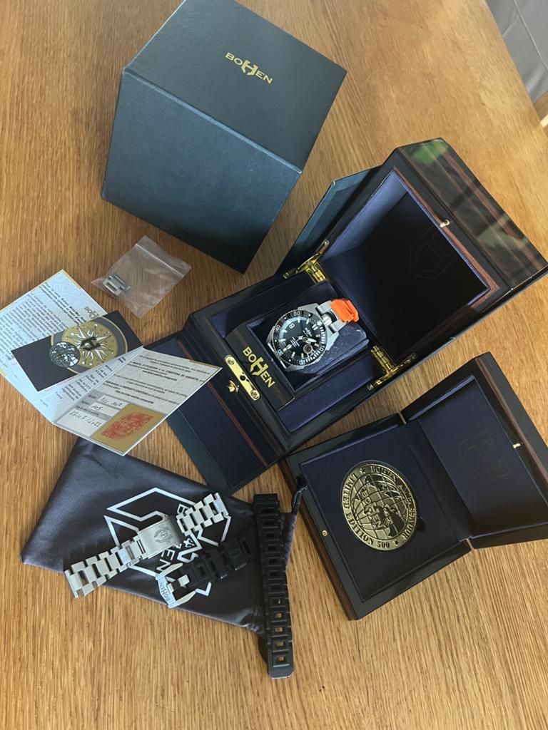 Bohen Mille Mer Black ambassador 105/300, Bijoux, Sacs & Beauté, Montres | Hommes, Montre-bracelet, Autres marques, Enlèvement