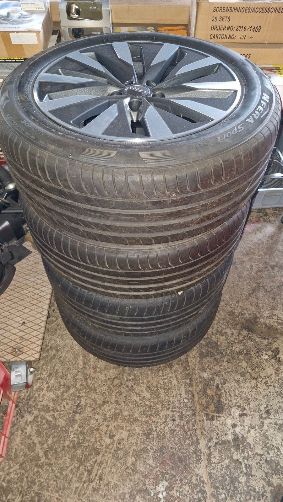4 Jantes Audi Aéro 18", Ophalen, Velg(en)