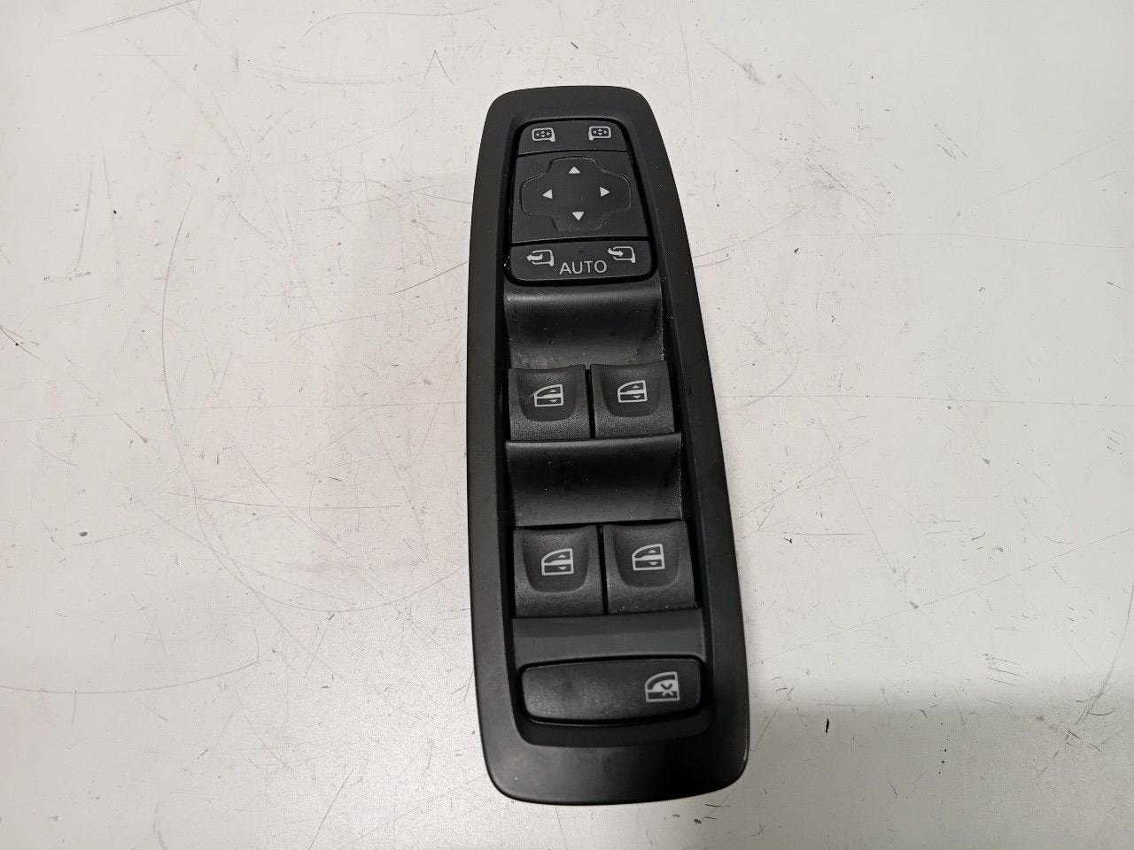 Bedieningspaneel elektrische ramen Renault Scénic, Onderdelen@venauto.nl, Van der Ven Autorecycling B.V., Ettenseweg 76, 4706 PB Roosendaal, The Netherlands