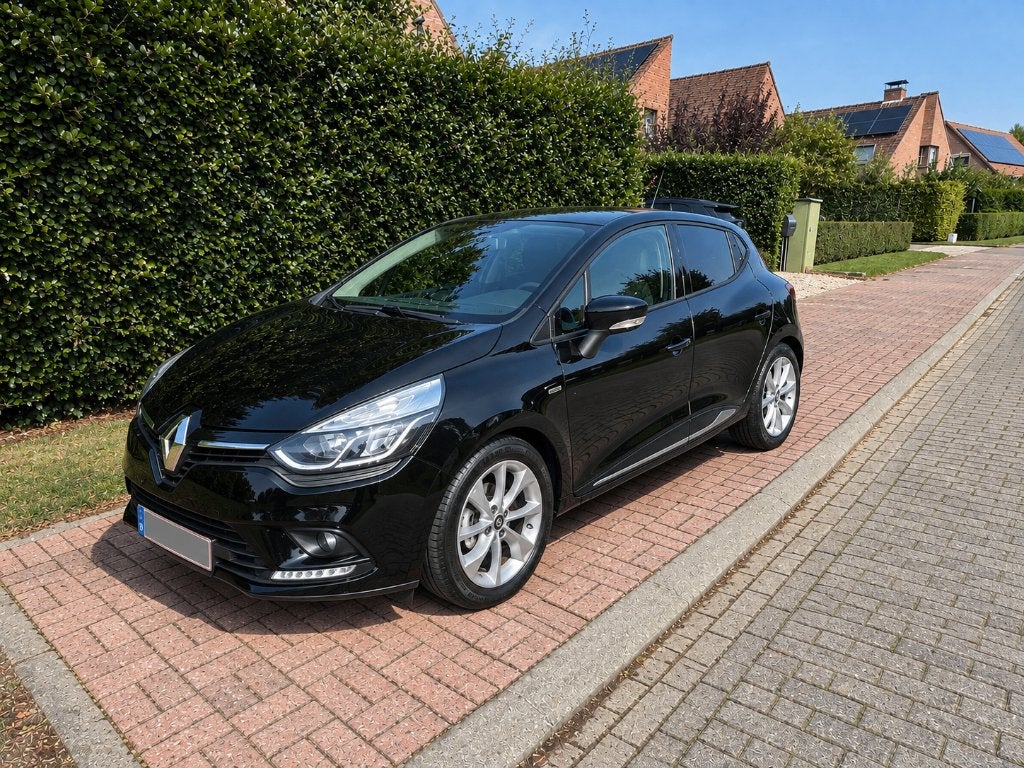 Excellente voiture, sans accident, parfaitement entretenue, Achat, Euro 6, Electronic Stability Program (ESP), Boîte manuelle