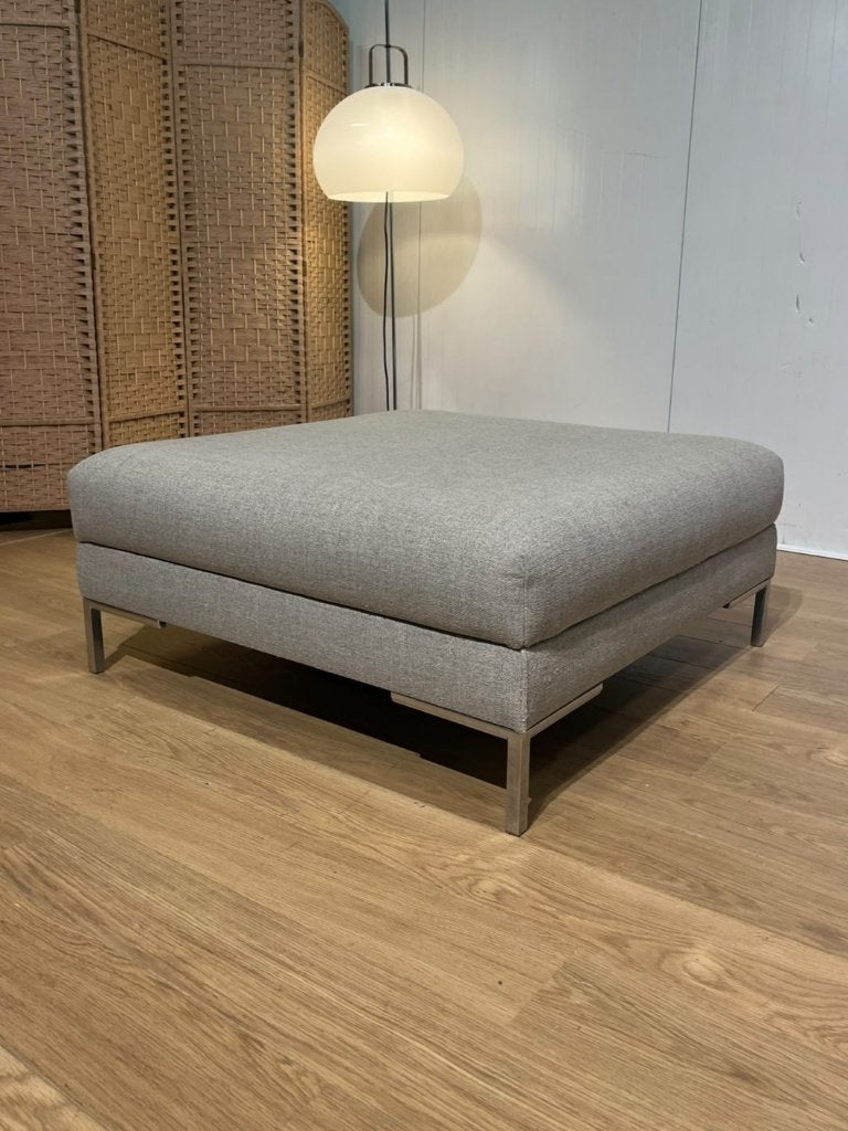 NIEUWSTAAT Design on Stock Aikon Hocker NP €1.250 + GARANTIE, Design Hocker Voetenbank Poef Design on Stock, Vierkant, 100 tot 125 cm