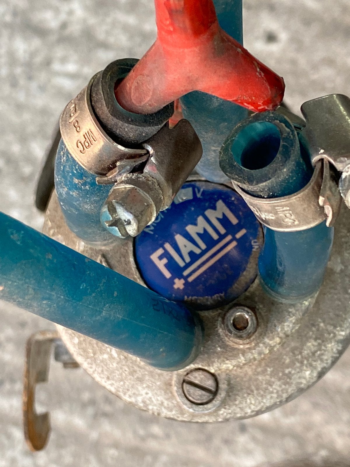 Ensemble klaxon FIAMM 3 trompes vintage – compresseur, Achat
