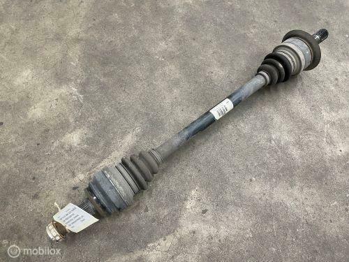 Aandrijfas linksachter BMW 5-serie F10 ('10-'13) 33207630183, Enlèvement ou Envoi, Utilisé, BMW, BMW