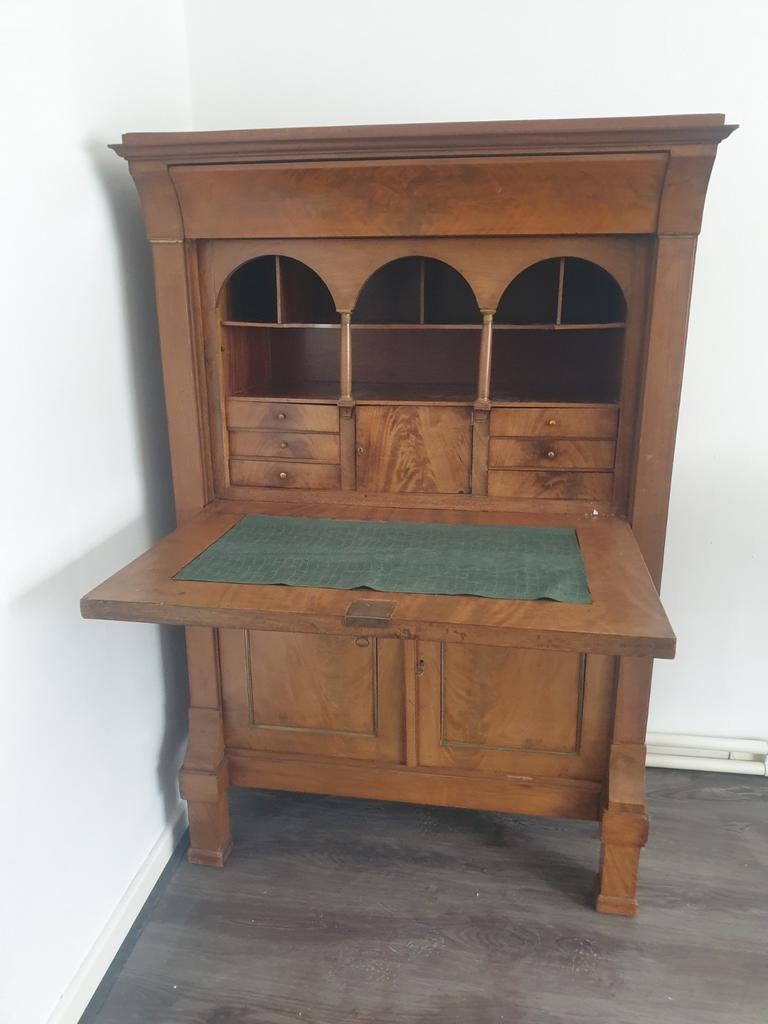 Oude secretaire, Ophalen