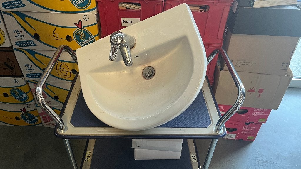 Hubo Wastafel wit + Mengkraan, Doe-het-zelf en Bouw, Sanitair, Gebruikt, Wastafel, Steen, Ophalen