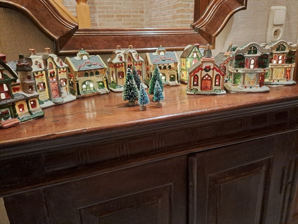 village de Noël avec lumières, Divers, Noël, Enlèvement, Comme neuf