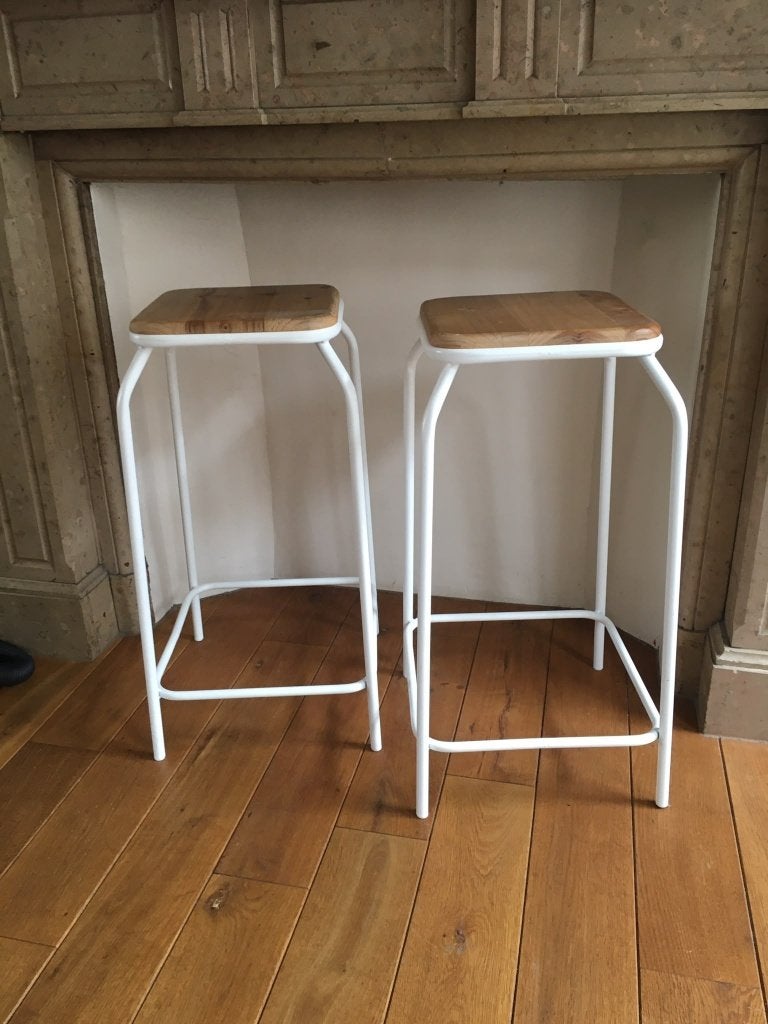 tabourets blancs, Enlèvement, Comme neuf, Bois