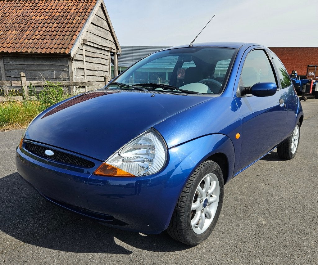 Ford Ka 1.3i benzine rijd perfect mooie wagen GEKEURDVV, Auto's, Ford, Voorwielaandrijving, 1299 cc, Stof, 4 cilinders