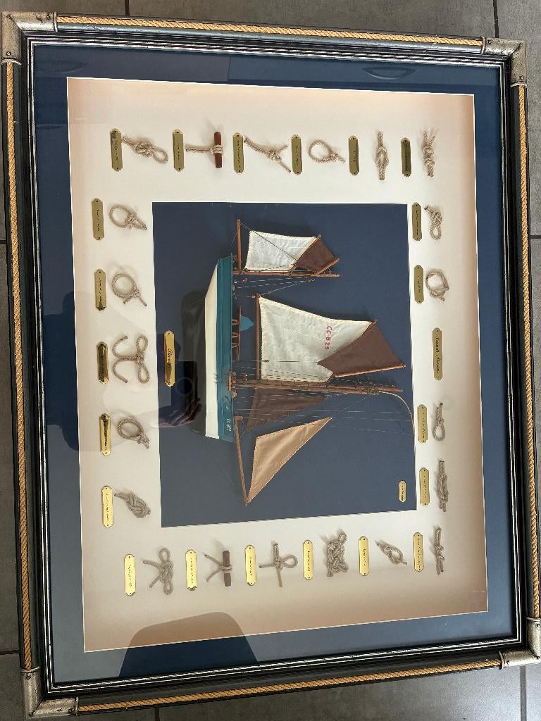 KADER  ZEILBOOT lengte 97 cm op 77cm, Antiek en Kunst, Ophalen