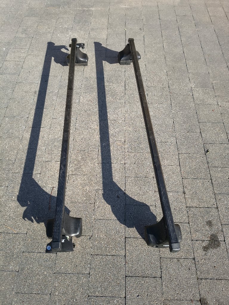 Barres de toit Thule pour Ford Focus MK3, toit lisse, Autos : Divers, Porte-bagages, Enlèvement