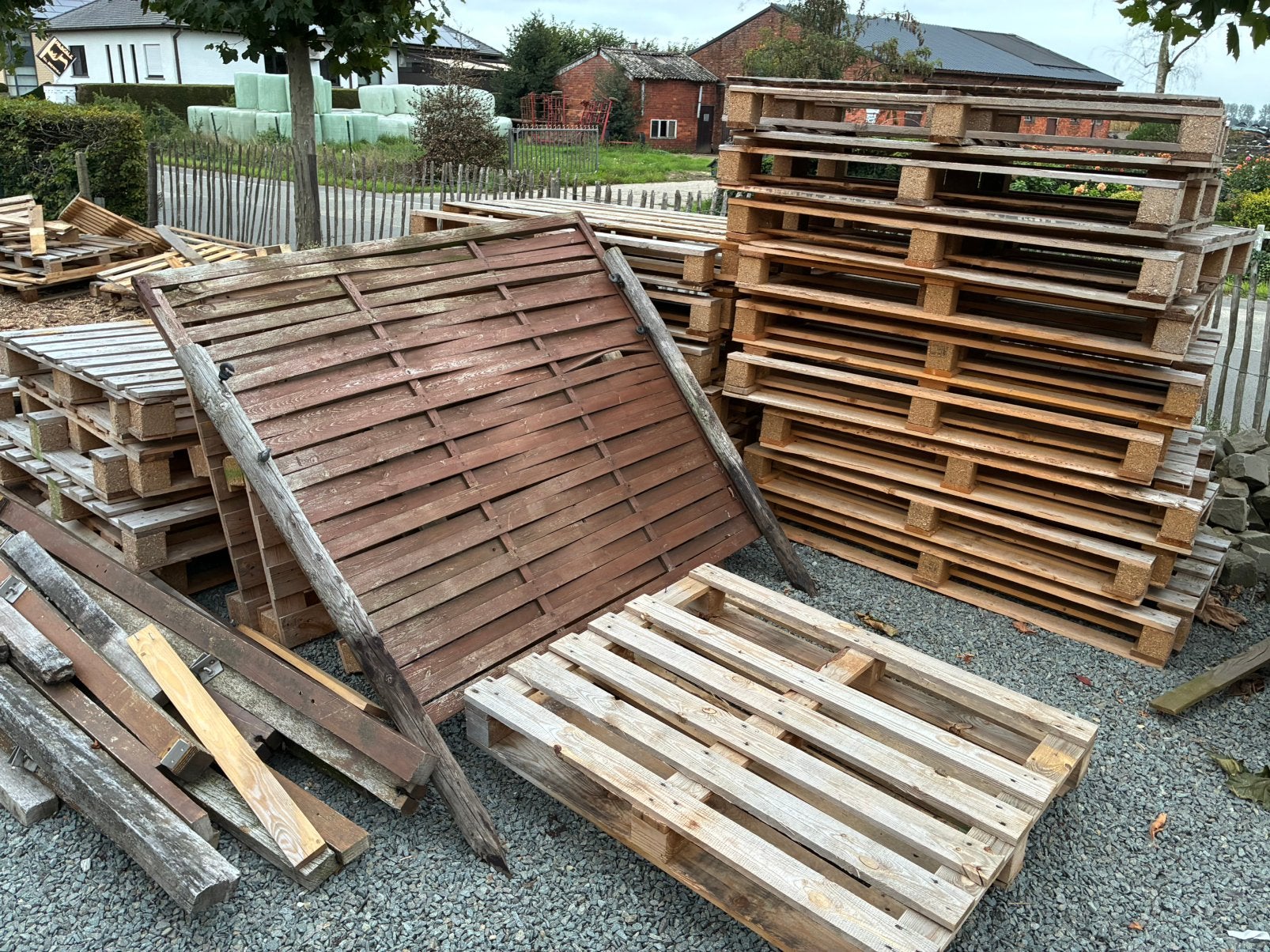 Gratis brand hout, Tuin en Terras, Ophalen
