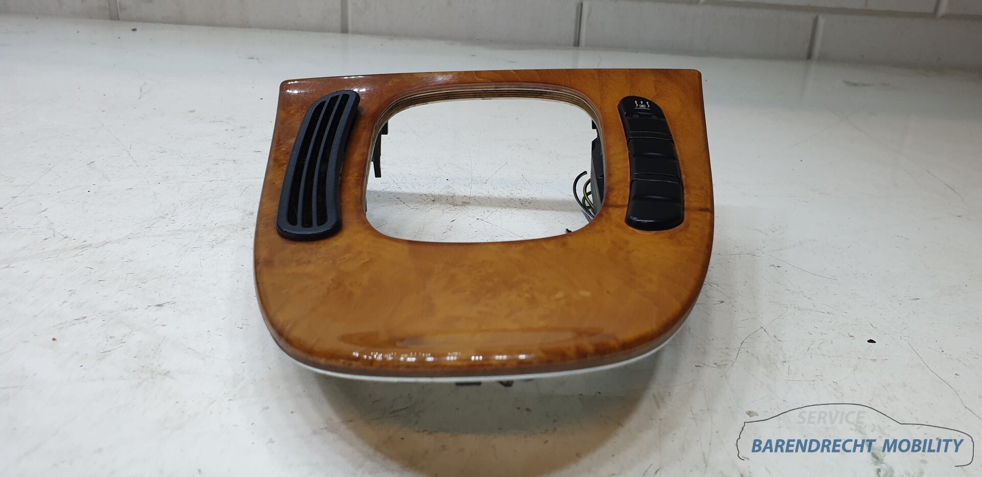 Cache de levier de vitesses de console centrale Mercedes CLK, Autos : Pièces & Accessoires, Mercedes-Benz AG, Mercedes-Benz, Utilisé