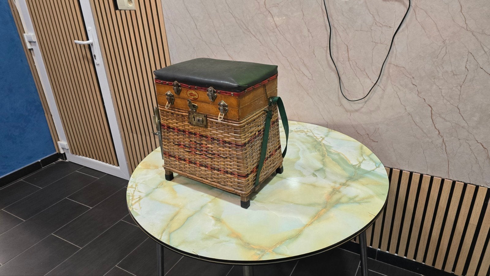 Banc siège de pêcheur en osier rotin "vintage", Enlèvement ou Envoi