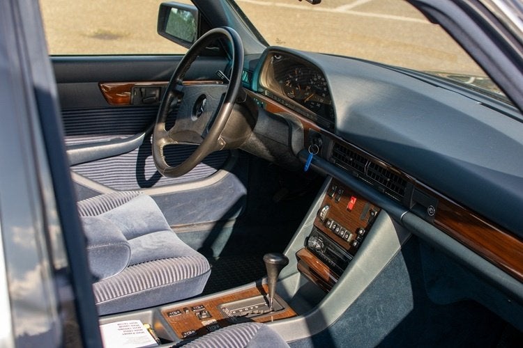 Mercedes 300 SE, bj 1990, W126 nieuwstaat, foto 10