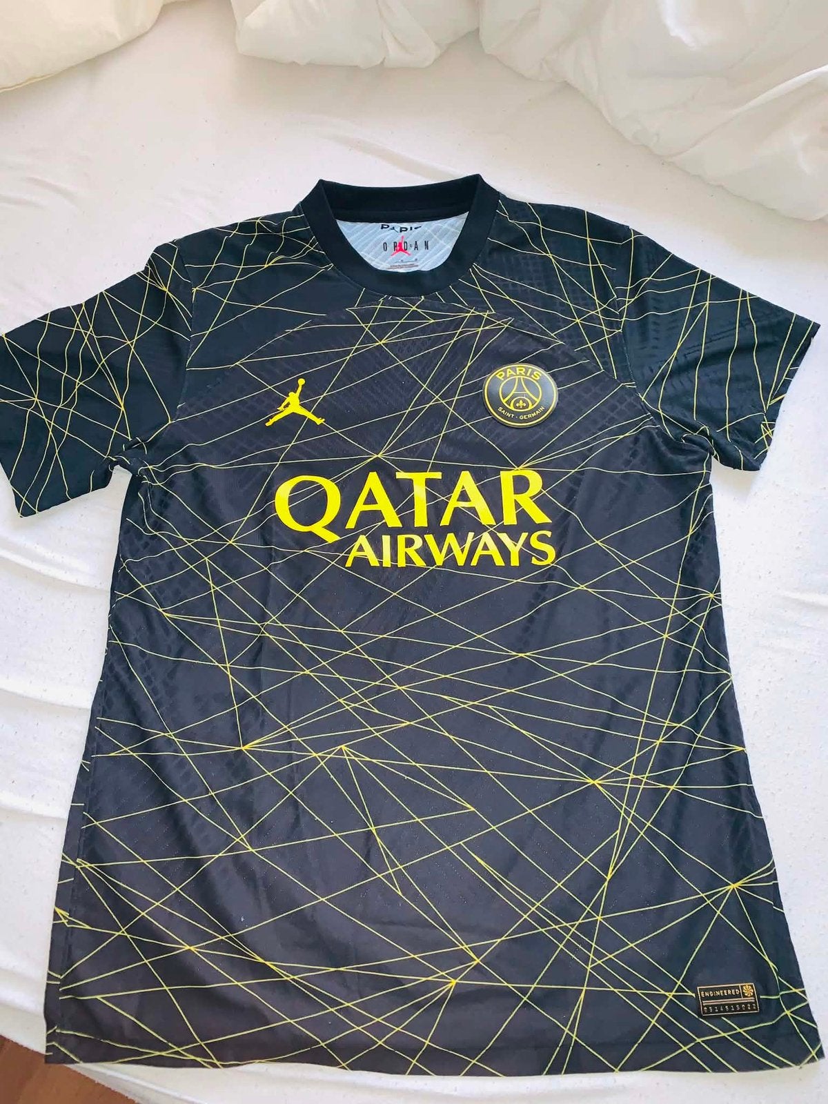 Zeldzaam PSG Jordan Limmetid Voetbalshirt Maat M, Maat M, Ophalen, Zo goed als nieuw, Shirt