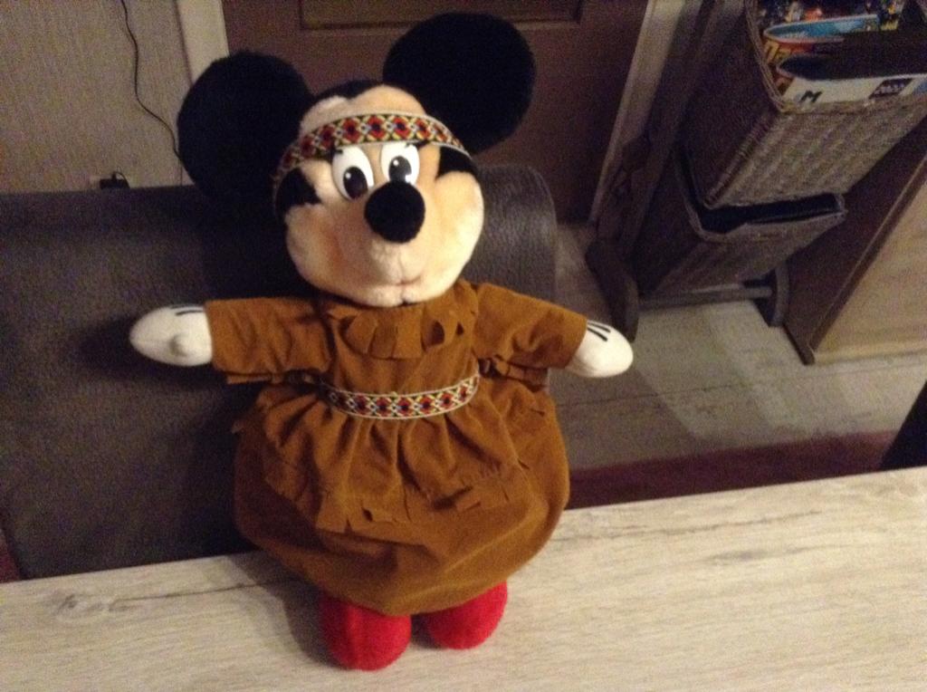 Disney Minnie Mouse vintage pluche character (38 cm), Ophalen of Verzenden, Overige figuren, Zo goed als nieuw, Knuffel