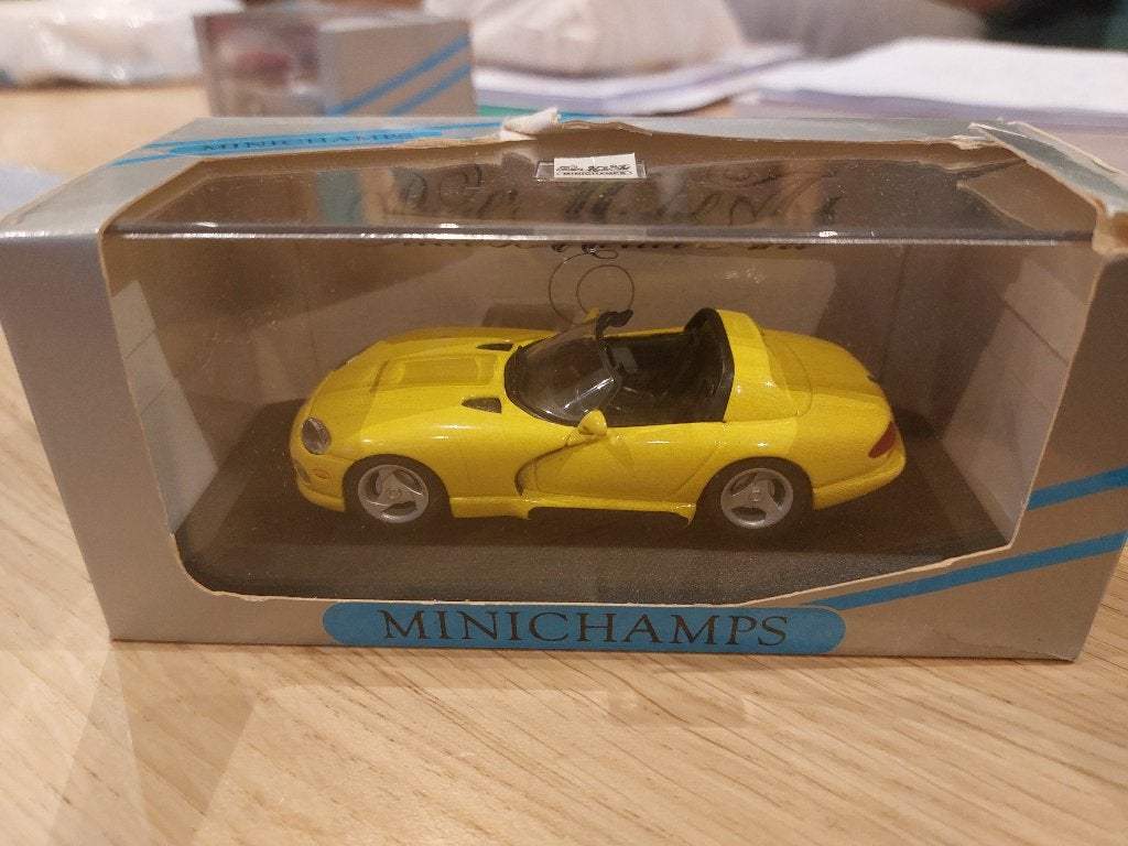 Minichamps Dodge Viper Cabriolet 1993 Yellow 1/43, Enlèvement ou Envoi, Neuf, Voiture, MiniChamps