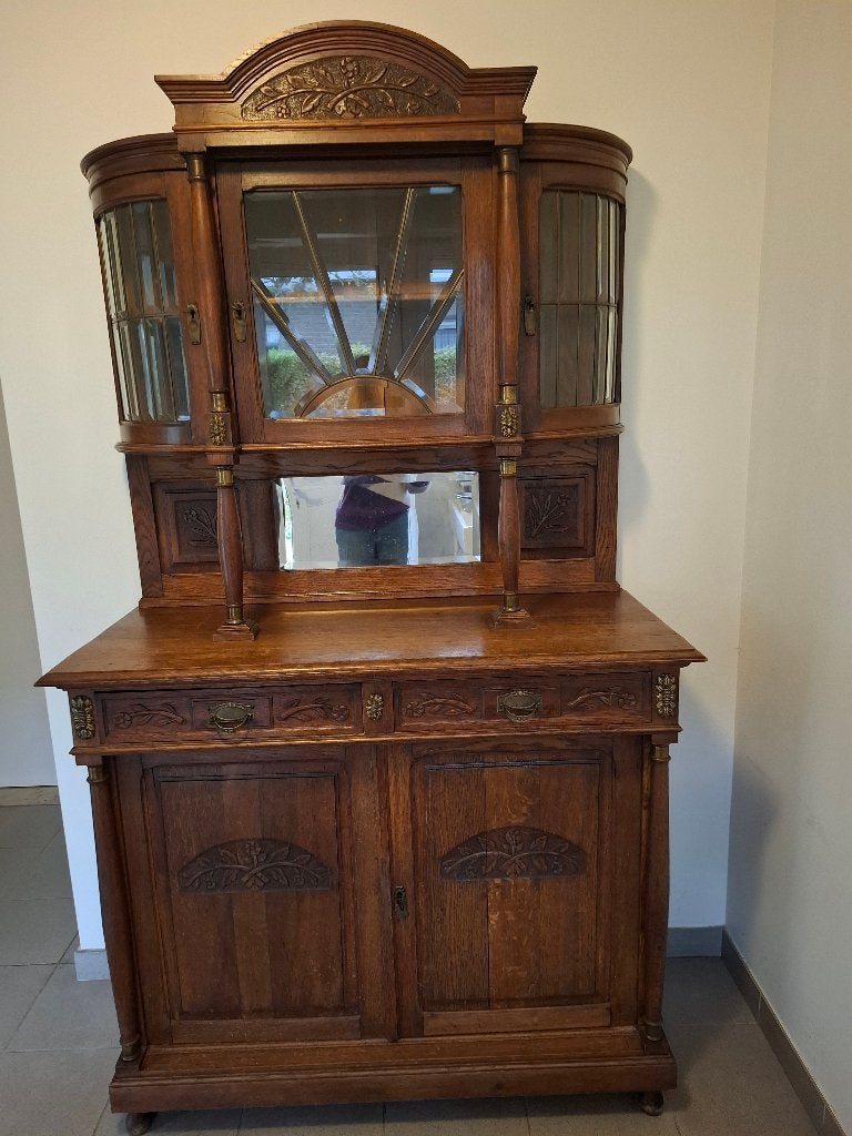Meuble buffet, Maison & Meubles, Klassieke buffetkast met mooi houtsnijwerk, Enlèvement, Utilisé, Autres essences de bois