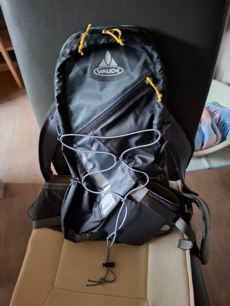 Rugzak. Grijse kleur, Ophalen, Nieuw, Grijs, Overige typen
