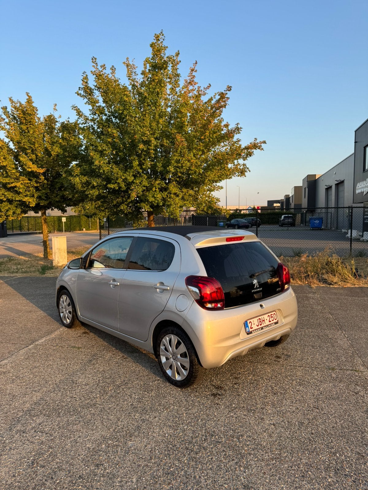 Peugeot 108, 1.2 benzine met open dak, Auto's, Peugeot, Voorwielaandrijving, 12000 cc, Handgeschakeld, 5 deurs