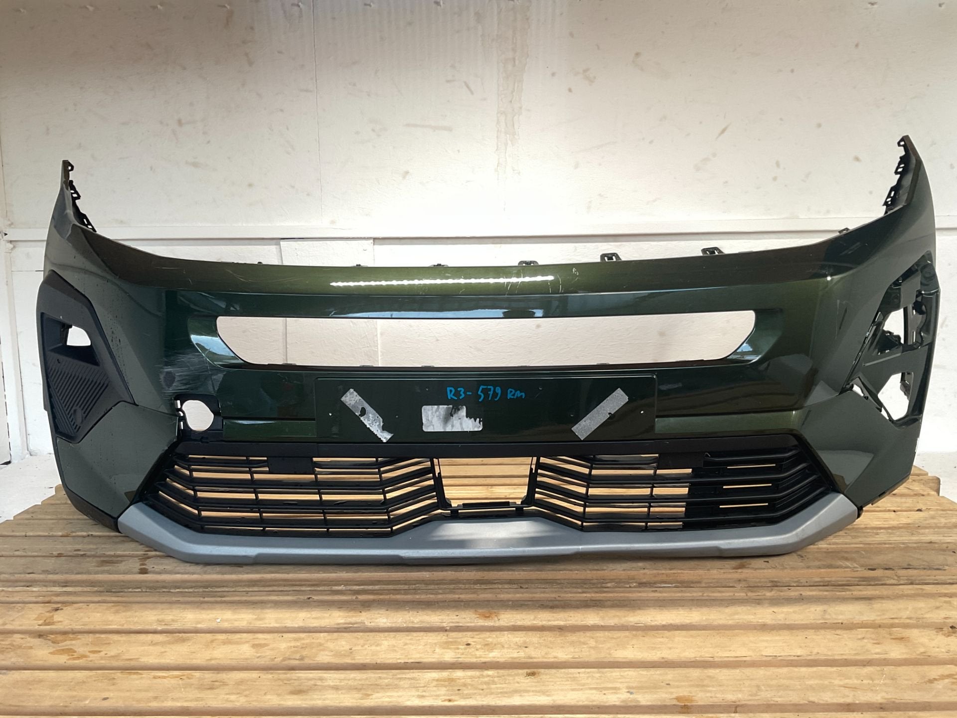 Pare-chocs Peugeot Rifter 1632654980 Pare-chocs avant R3-579, Autos : Pièces & Accessoires, Taurusavenue 1
2132 LS  Hoofddorp, NL